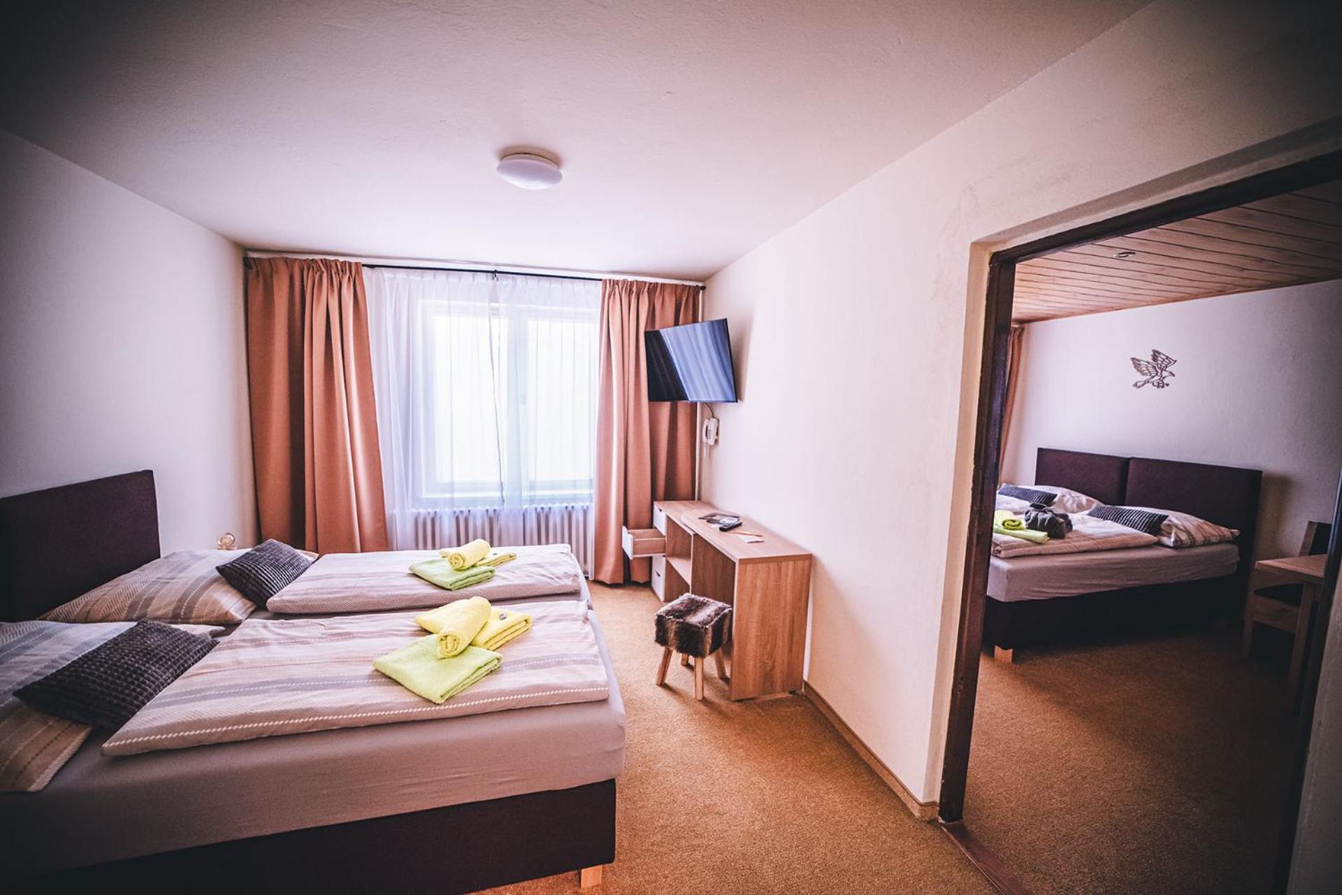 Wellness & Spa Hotel Certov Eksteriør bilde